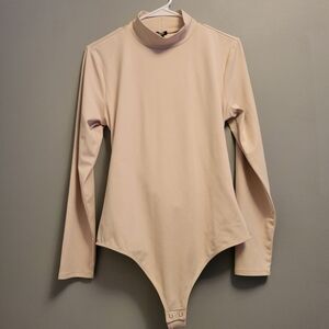 Express Backless Turtleneck Bodysuit NWT Beige Long Sleeve Womens Large